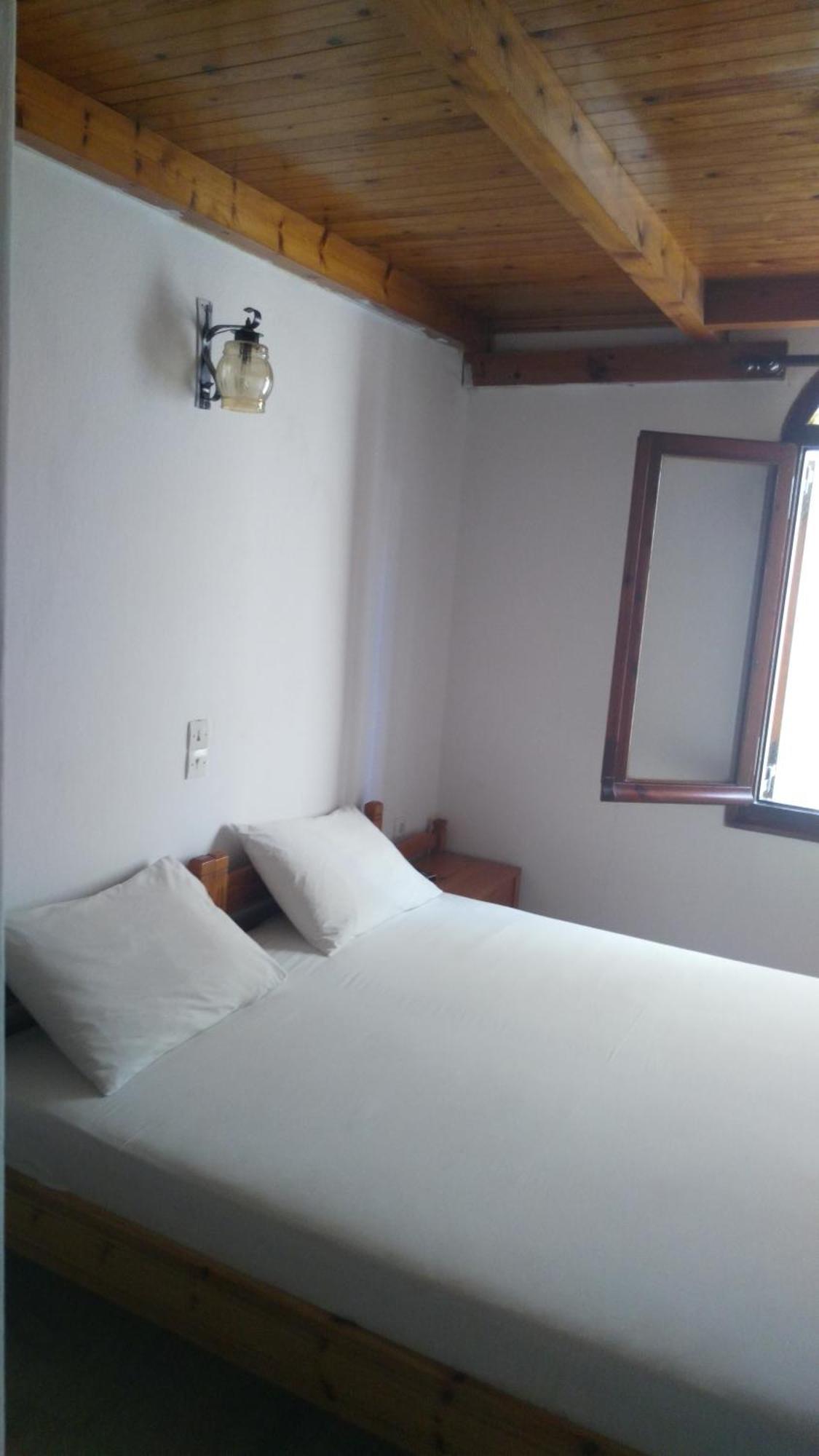 Spamandos Rooms Paleochora Exterior foto