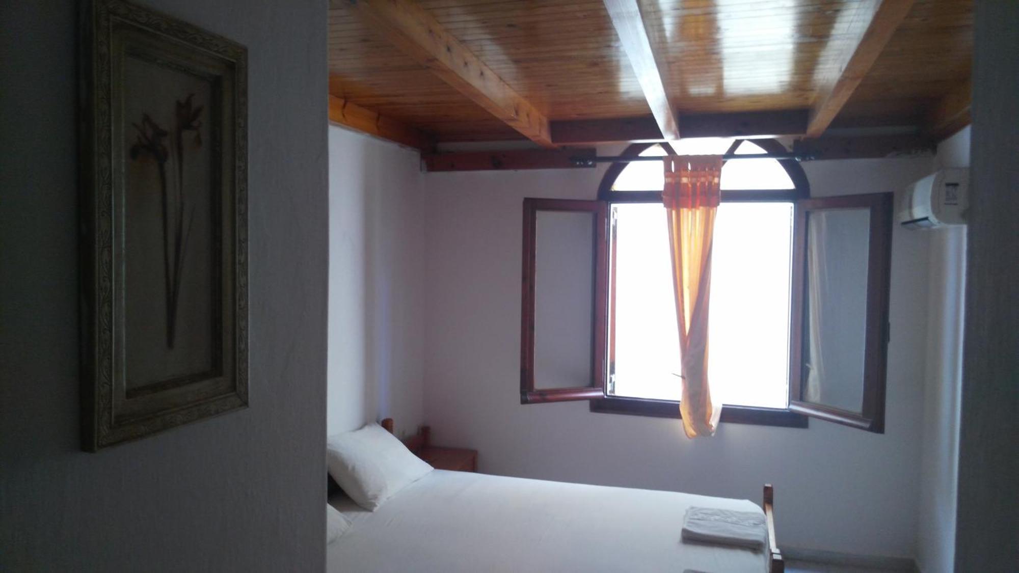 Spamandos Rooms Paleochora Exterior foto